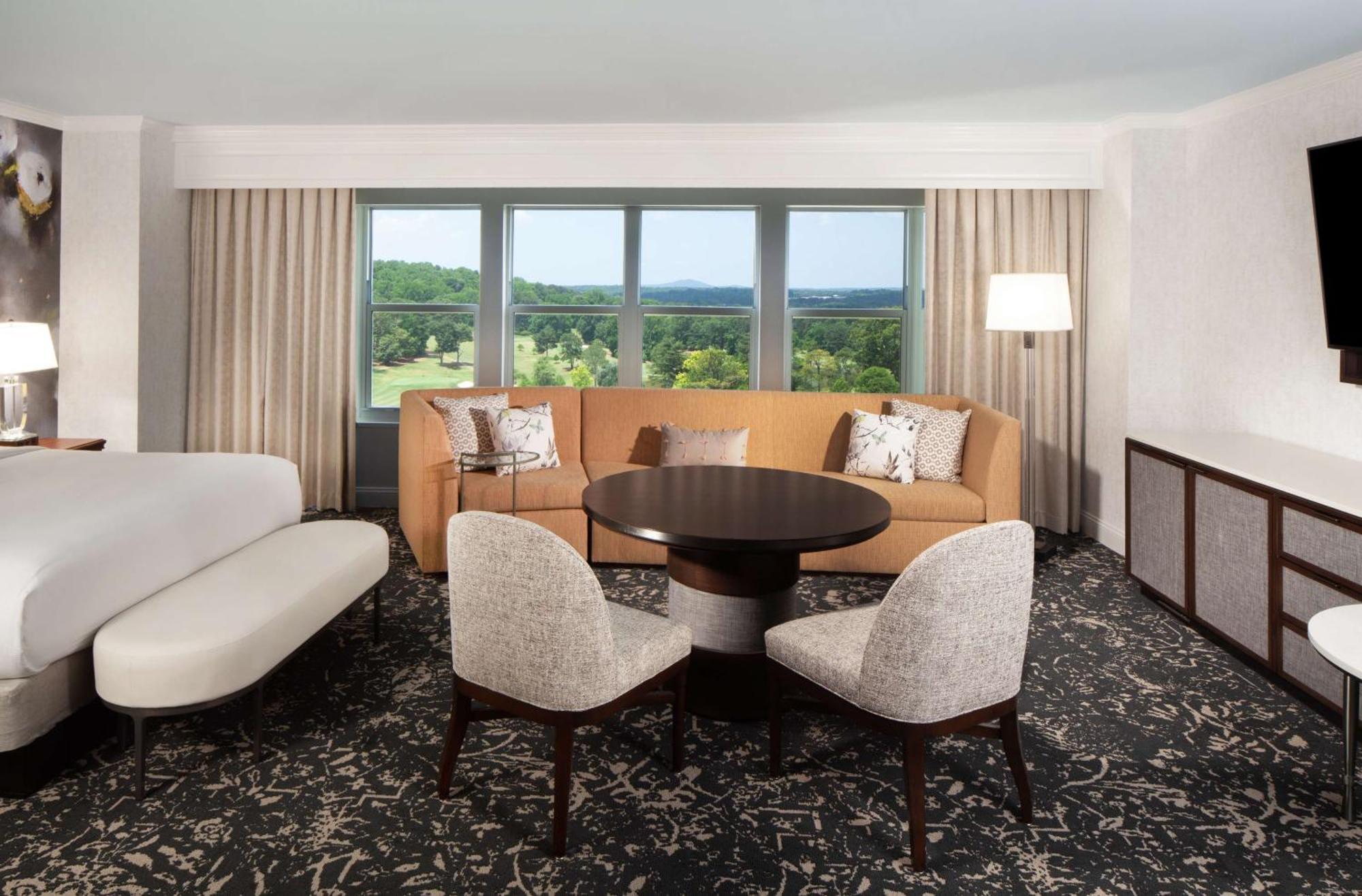 Hilton Atlanta/Marietta Hotel & Conference Center Exterior photo